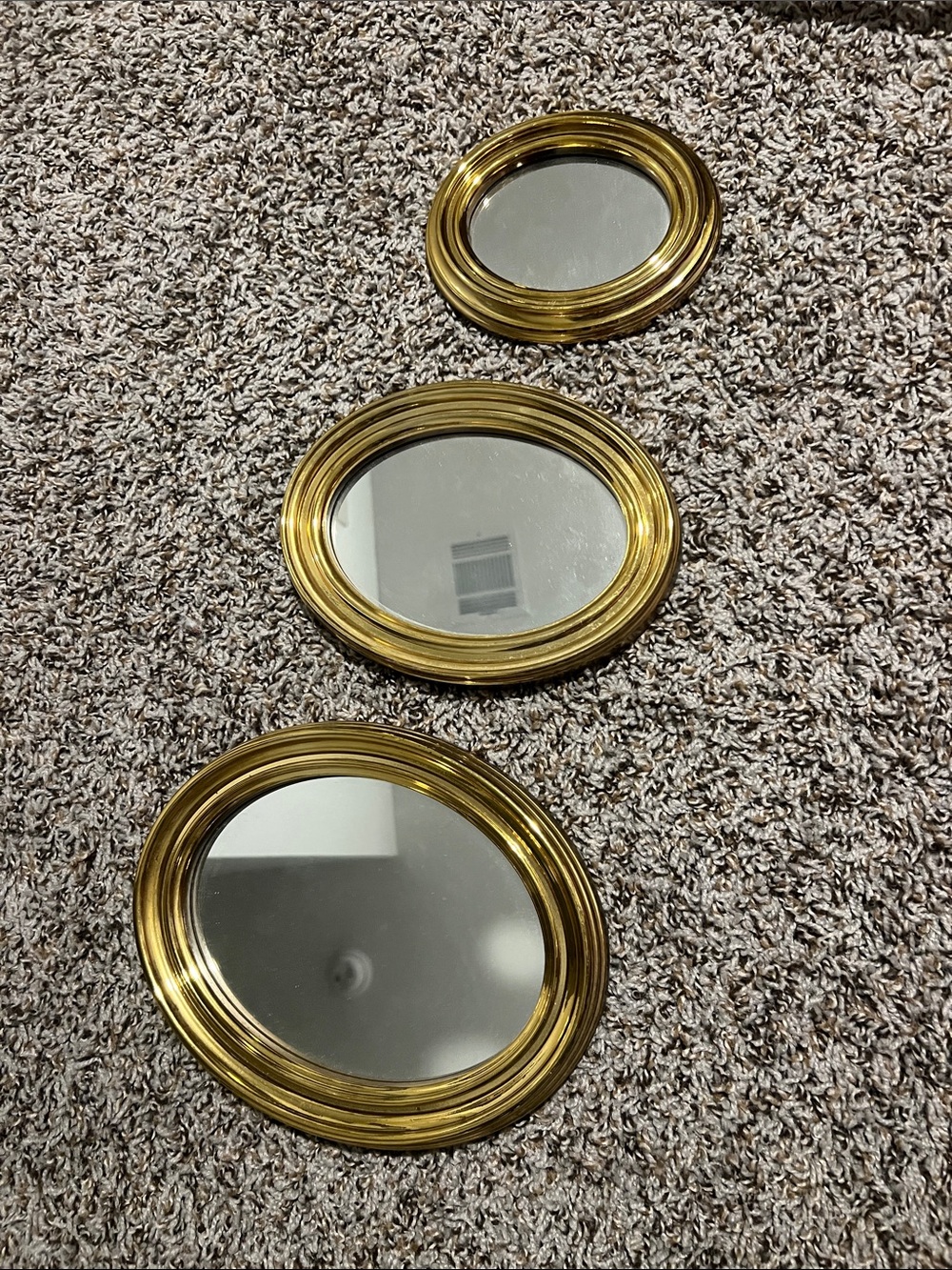 Antique Gold Oval Wall Mirror Trio